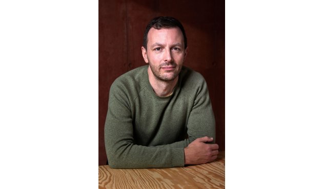 Porträtfoto Sebastian Guggolz