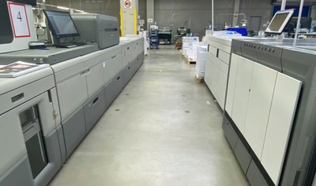 Blick auf die neuen Ricoh-Bogendruckmaschinen