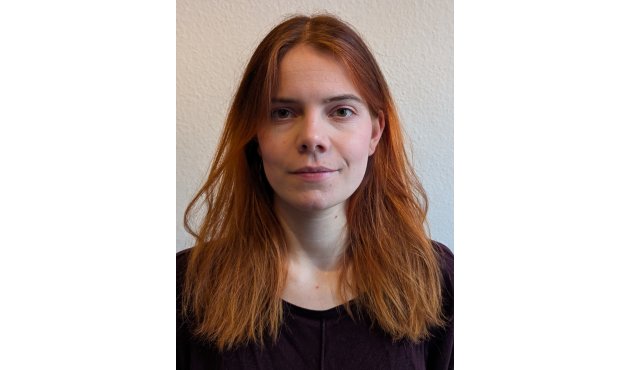 Ein Porträt von Jule Heer