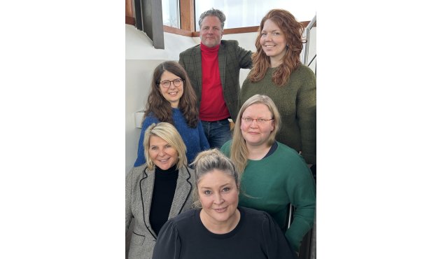 Markt- und Kundenentwicklung bei Oetinger. Auf dem Foto im Uhrzeigersinn: Thilo Schmid, Svenja Schwentker, Bettina Lüth, Nina Leptien, Alexandra Fürtauer und Judith Kaiser
