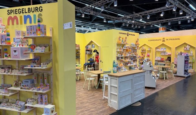 Der Messestand von Coppenrath auf der Spielwarenmesse Nürnberg vor dem Diebstahl