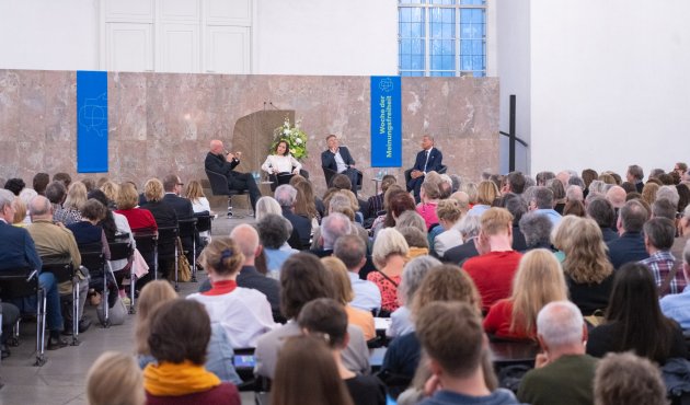 Robert Habeck in der Gesprächsrunde
