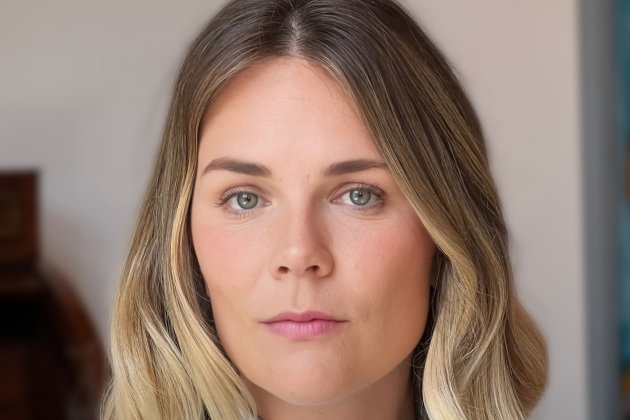 Porträt Caro Claire Burke 