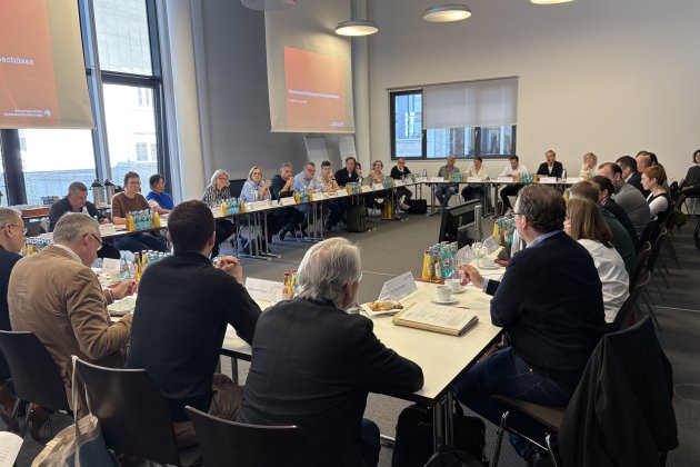 Die Mitglieder der Fachausschüsse für Verlage sowie Sortiments- und Zwischenbuchhandel bei der gemeinsamen Fachausschuss-Sitzung
