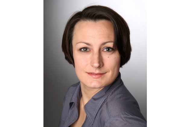 Porträtfoto von Verena Stindl