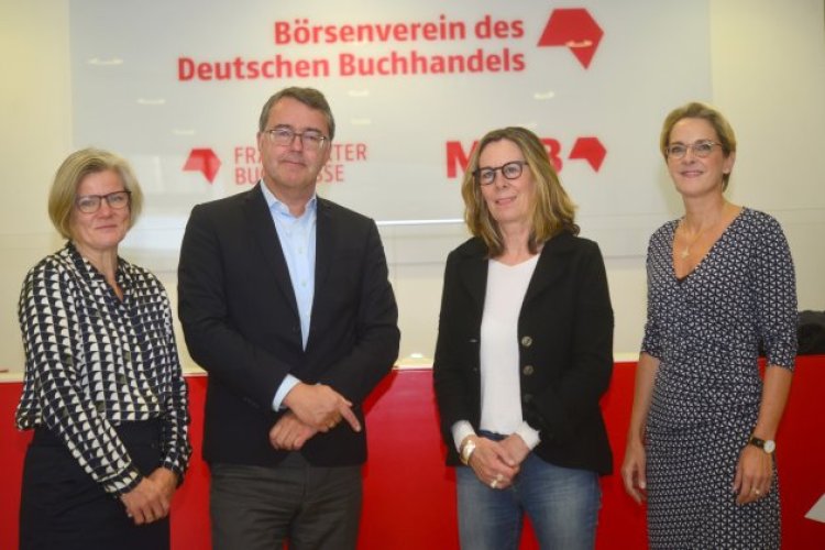 Die Vorsitzenden der Fachausschüsse, Christiane Schulz-Rother, Stephan Schierke und Nadja Kneissler, hier mit Geschäftsführerin Kyra Dreher (von links)