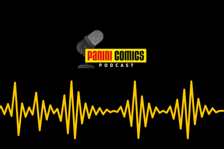 Graues Mikrofon auf schwarzem Hintergrund mit Panini Schriftzug - so sieht das Logo des Podcasts aus