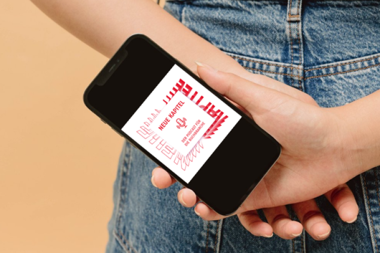 Mockup: Podcast-Cover auf einem Handybildschirm