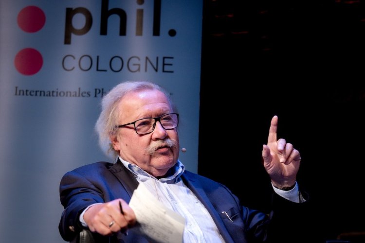 Foto von Peter Sloterdijk, der bei der diesjährigen Ausgabe der phil.COLOGNE über Digitalisierung und Gesellschaft sprach