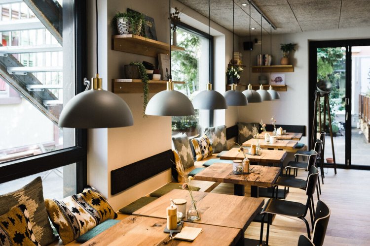 Café Momo in der Buchhandlung Bücherinsel Dieburg