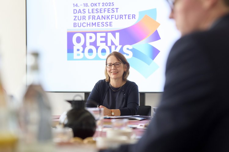 Sonja Vandenrath (Leitung OPEN BOOKS)