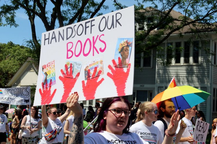 Protest gegen verbannte Bücher in den USA