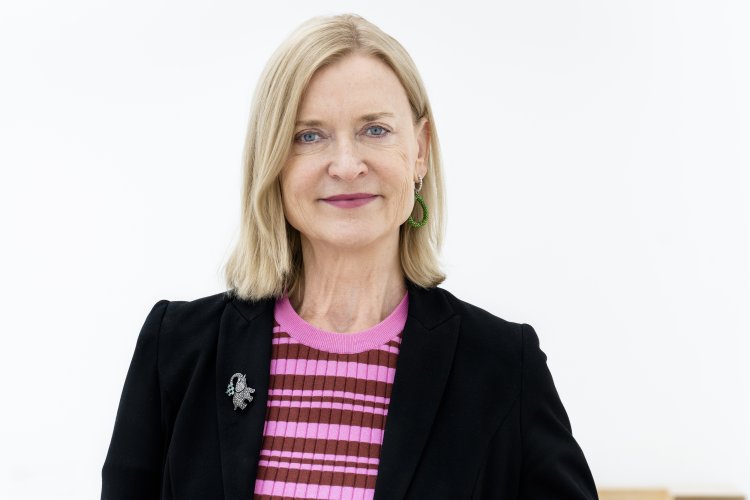 Porträtfoto von ÖNB-Generaldirektorin Dr. Johanna Rachinger