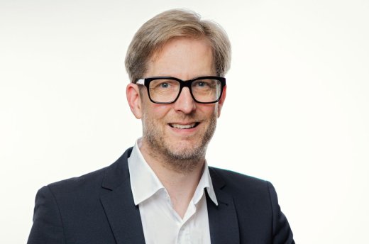 Ingo Rother baut Programm aus