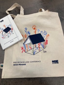 Taschen für die RISE-Konferenz